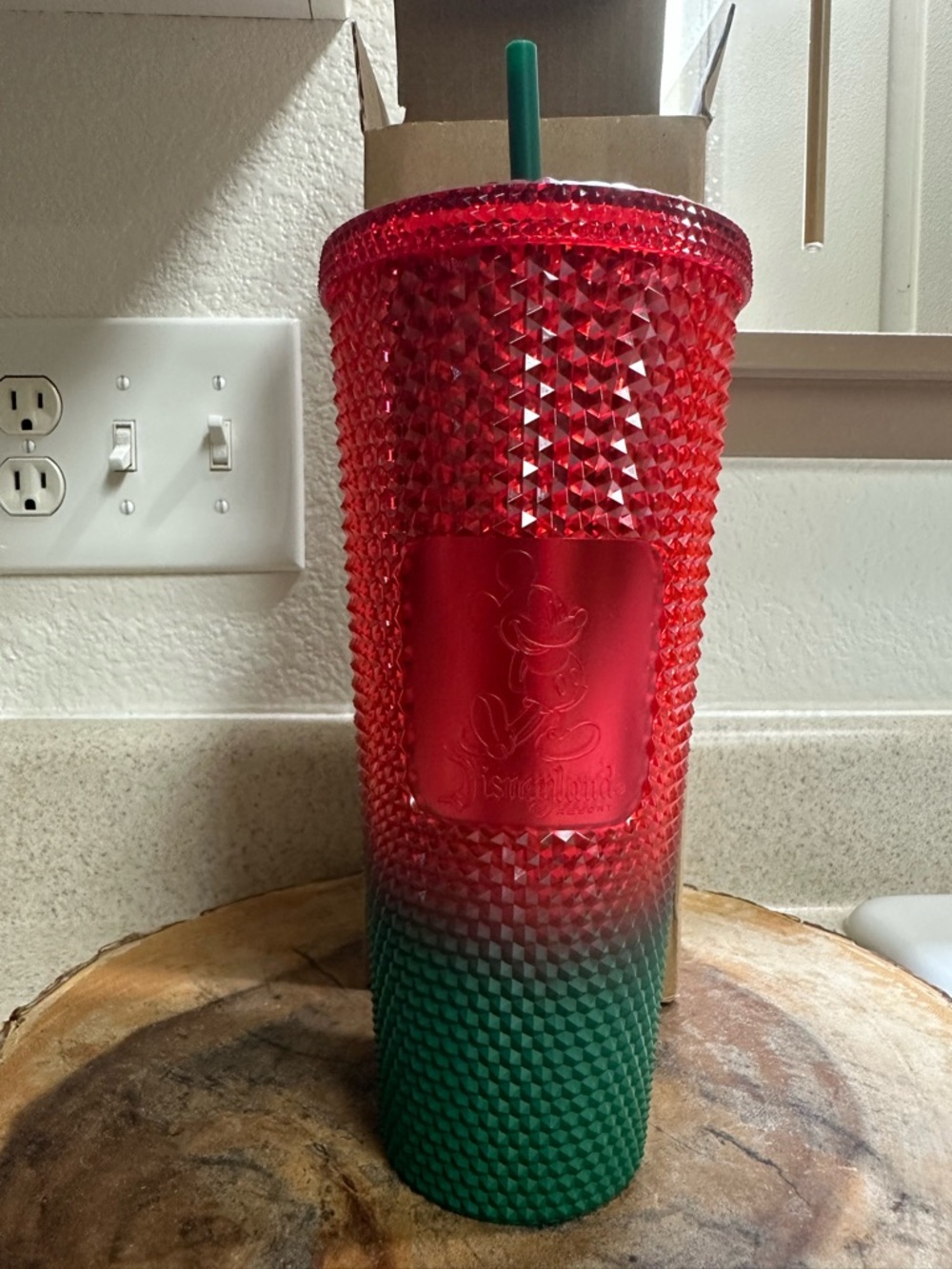Red to Green Studded Ombre Tumbler with Straw